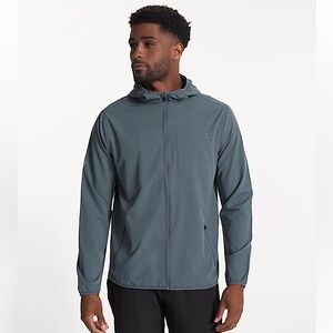 Vuori Men’s Outdoor Trainer Shell water resistant jacket color lake small